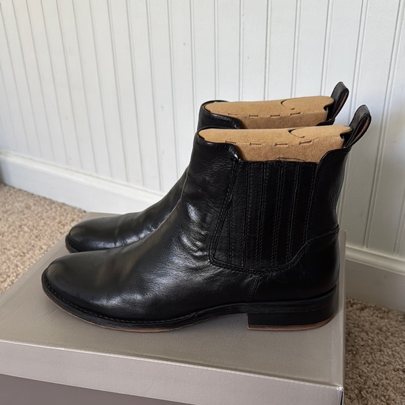 LIKE NEW | Franco Sarto Leather Ankle Booties - Women | 11 M - Picture 6 of 7